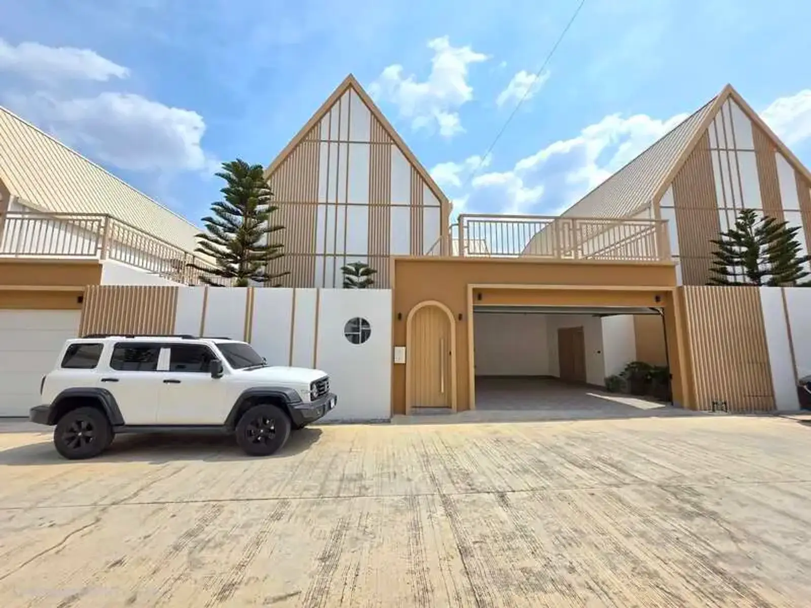 Maison 3 chambres à vendre ou à louer — East Pattaya, Pattaya