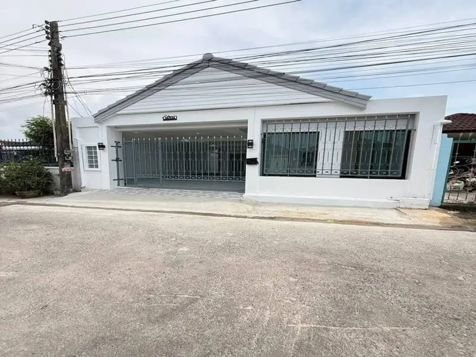 Villa avec piscine 3 chambres à vendre — East Pattaya, Pattaya