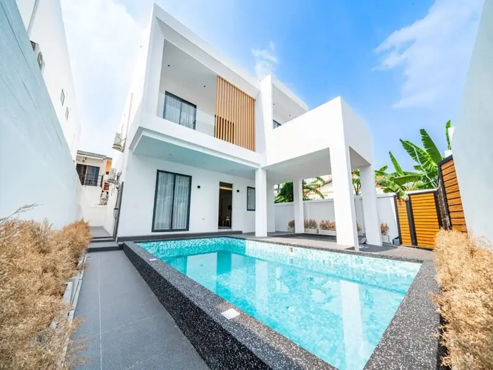 Villa avec piscine 6 chambres à vendre — South Pattaya, Pattaya