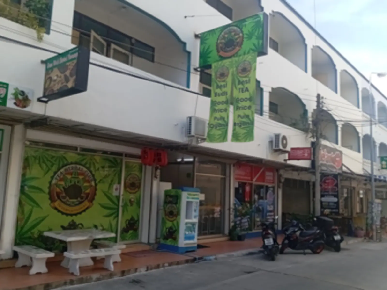 Commerce à reprendre 1 chambre à vendre — Pratamnak, Pattaya