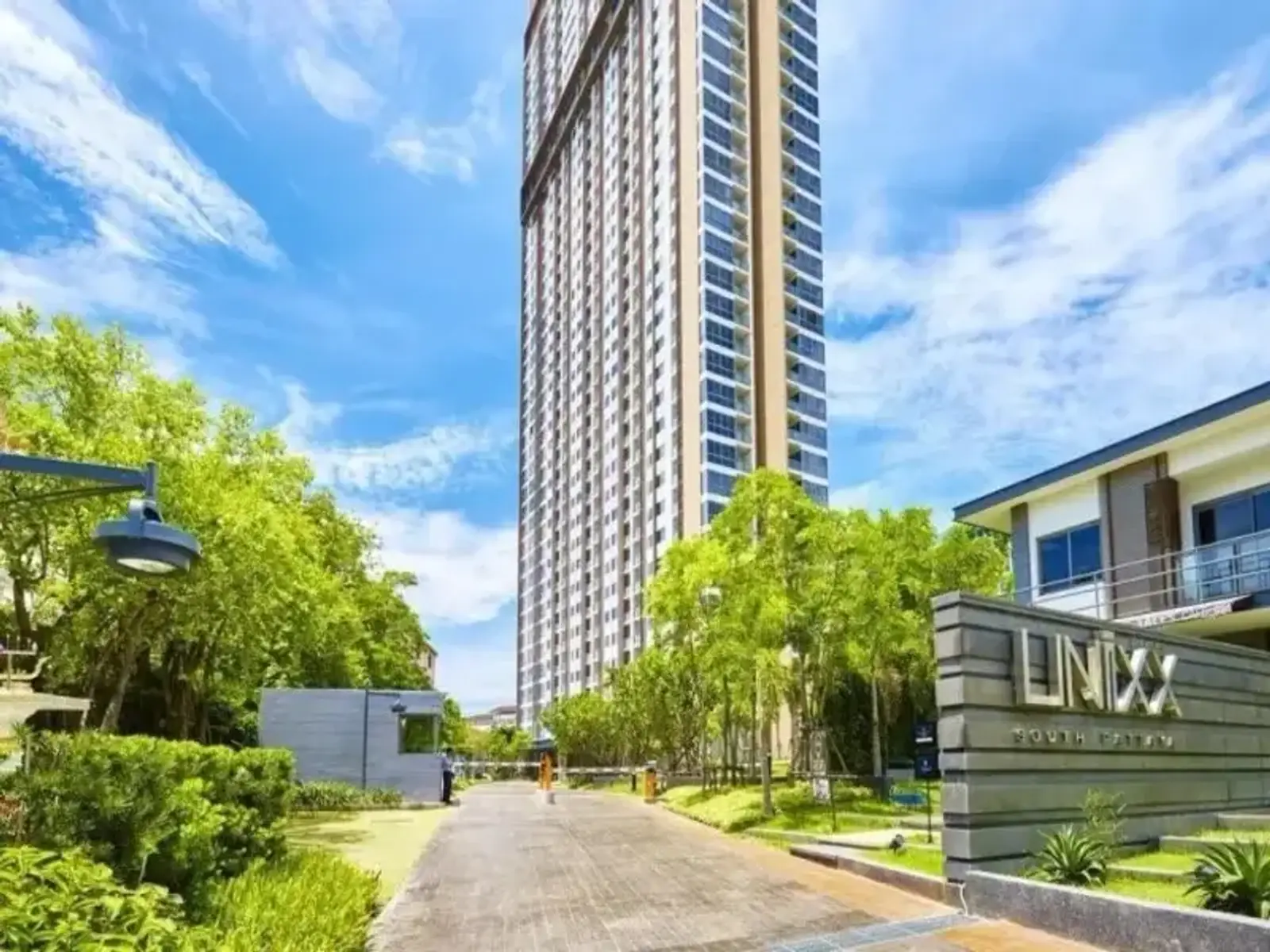 Condo 1 chambre plage à pied à vendre — Pratamnak, Pattaya