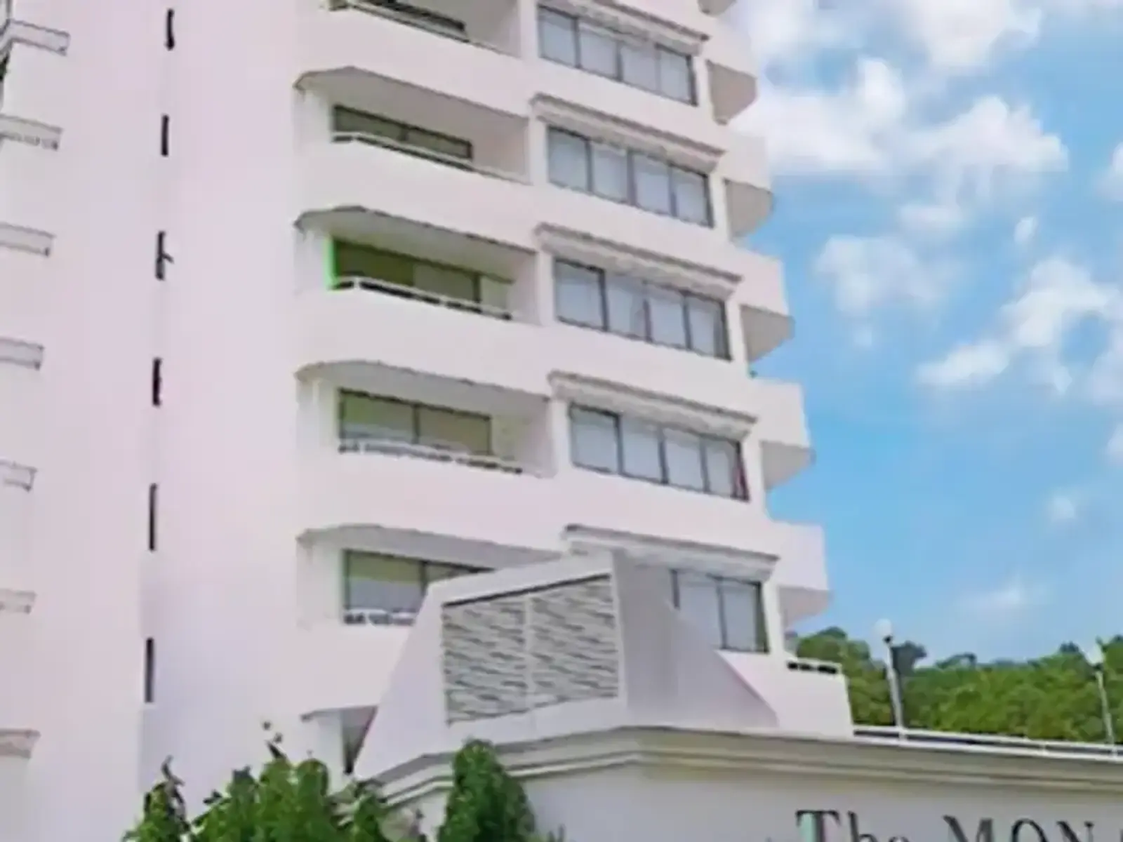 Hôtel / guesthouse 22 chambres à vendre — Pratamnak, Pattaya