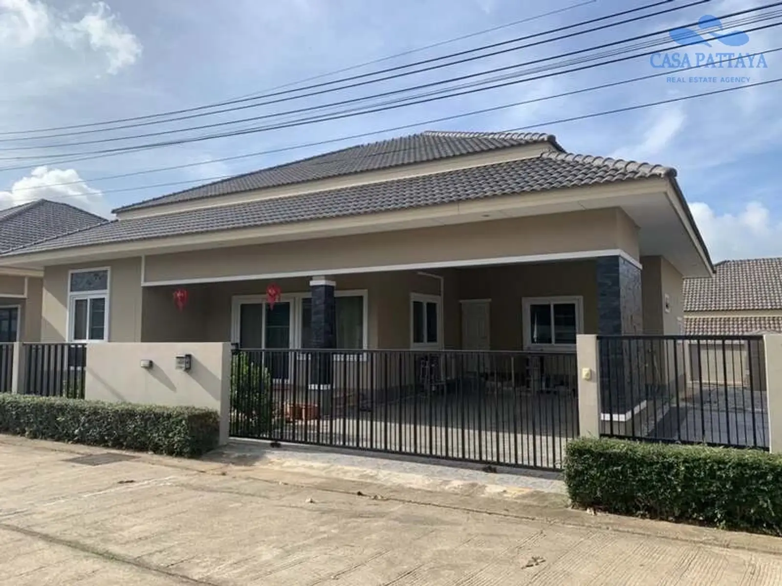 Villa avec piscine 3 chambres à vendre — Sattahip, Pattaya
