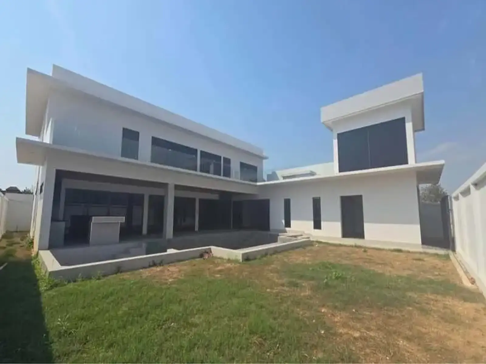 Villa avec piscine 7 chambres à vendre — East Pattaya, Pattaya