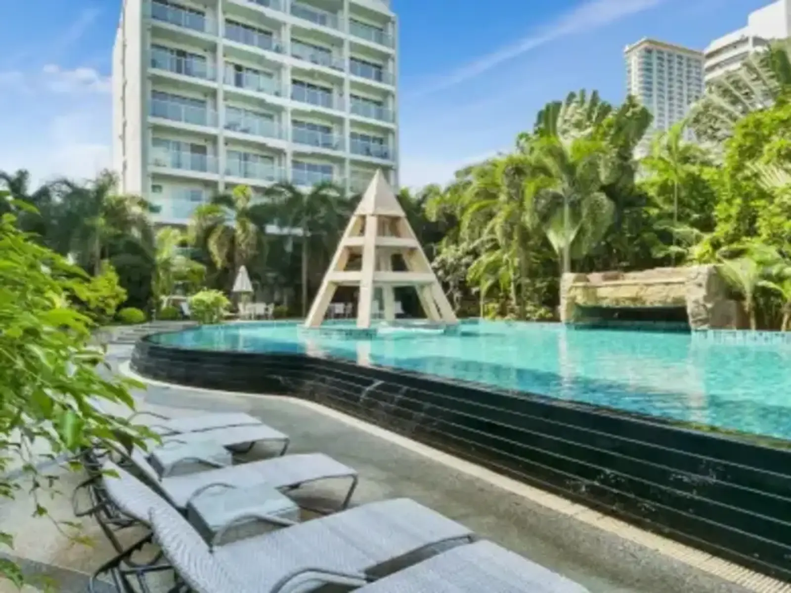 Condo front de mer à vendre — North Pattaya, Pattaya