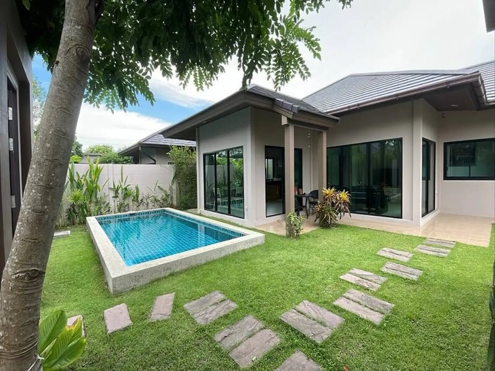 Villa avec piscine 3 chambres à louer — Na Jomtien Beach, Pattaya