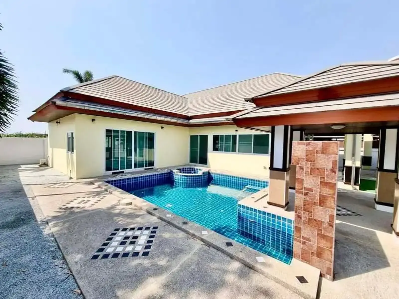 Villa avec piscine 3 chambres à vendre — Huai Yai, Pattaya