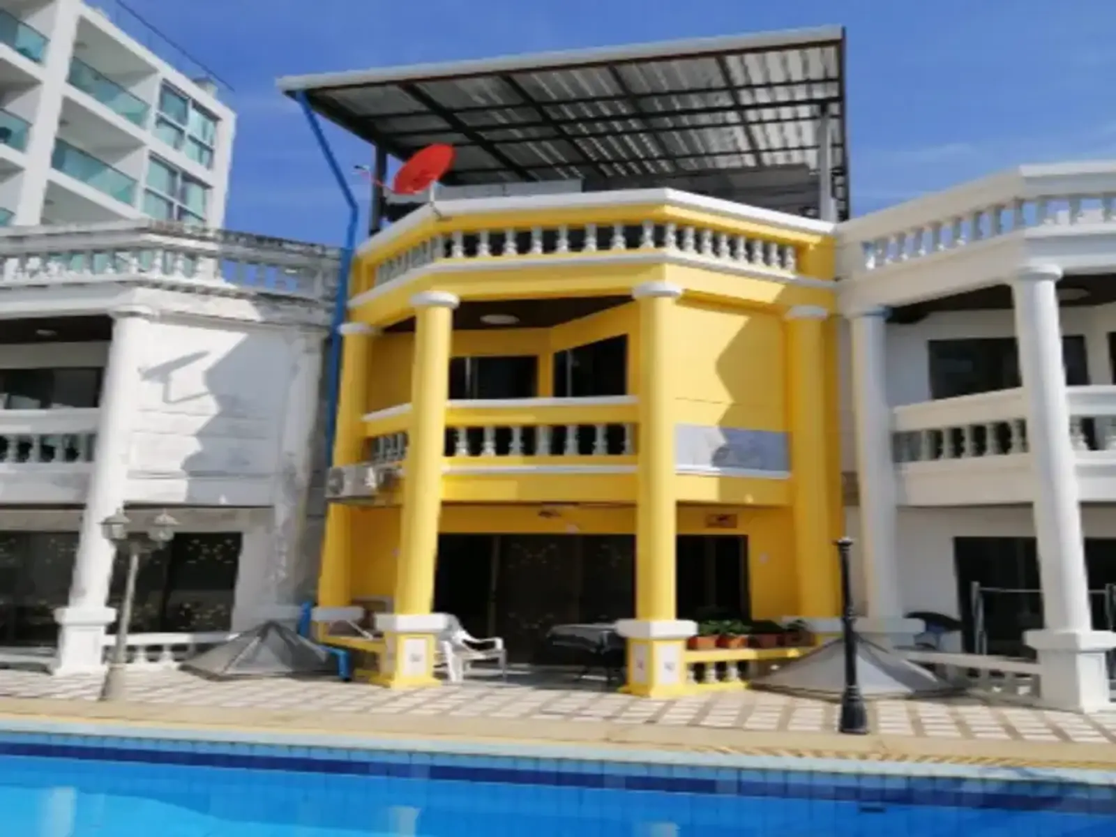 Hôtel / guesthouse 6 chambres à vendre — Pratamnak, Pattaya