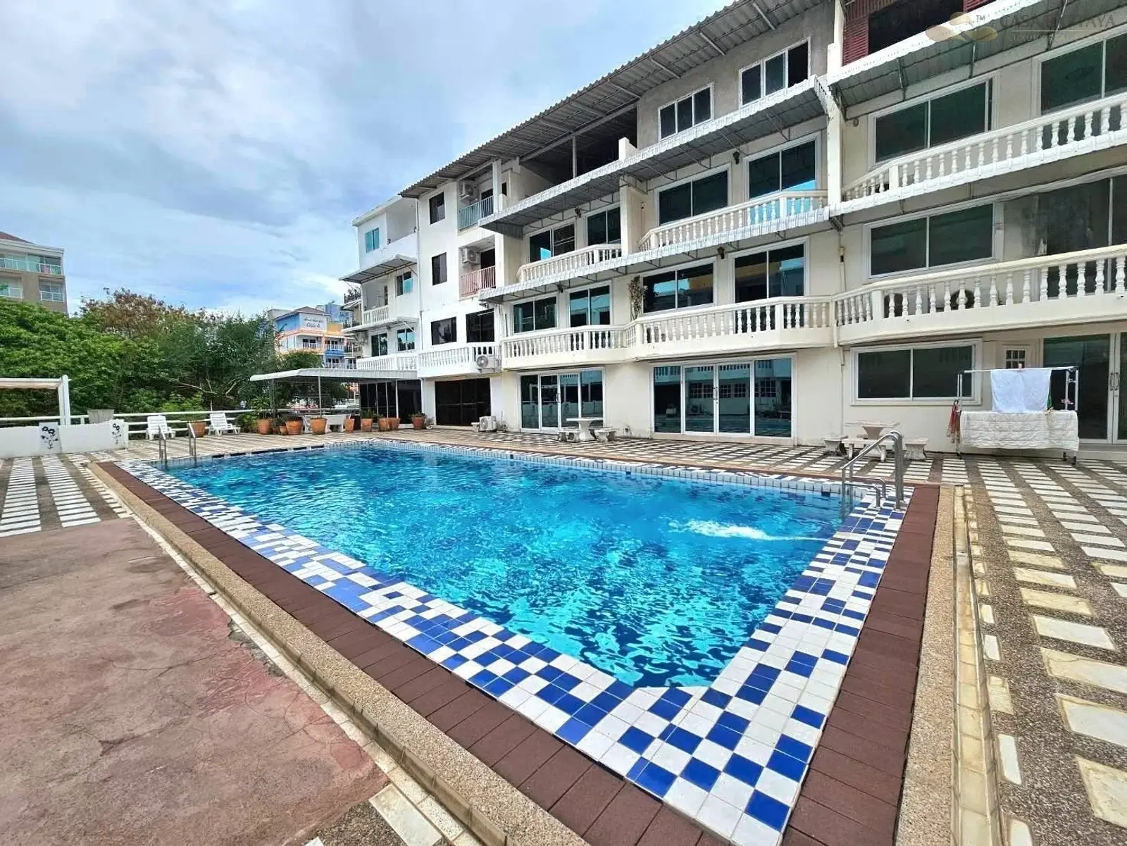 Hôtel / guesthouse 7 chambres à vendre — Pratamnak, Pattaya