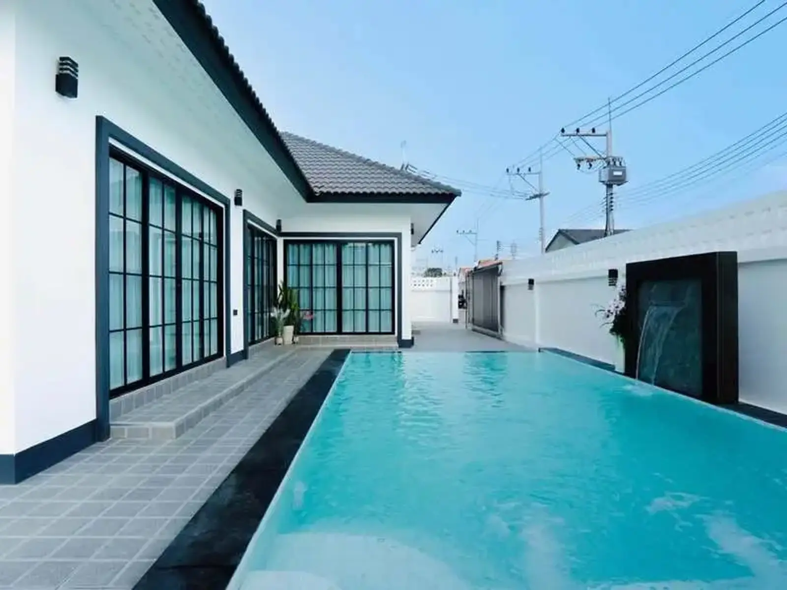 Villa avec piscine 4 chambres à vendre — East Pattaya, Pattaya