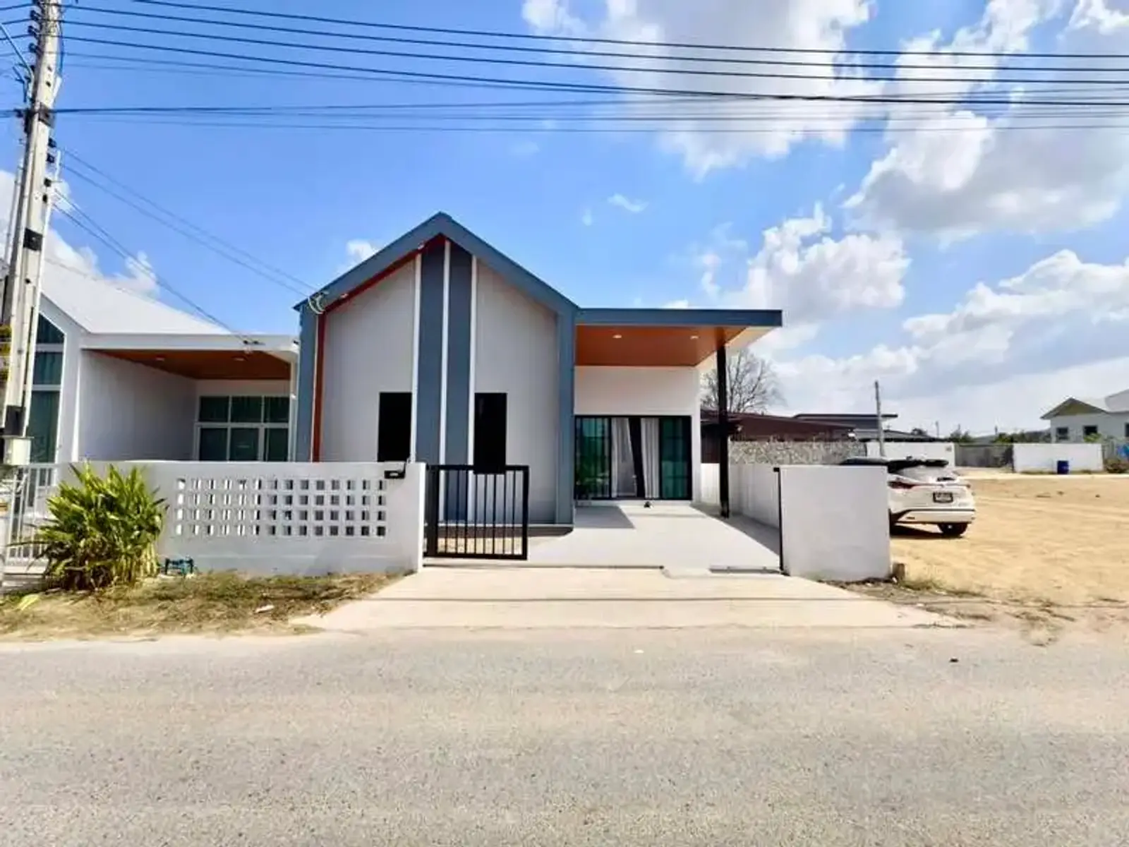 Villa avec piscine 3 chambres à vendre — East Pattaya, Pattaya