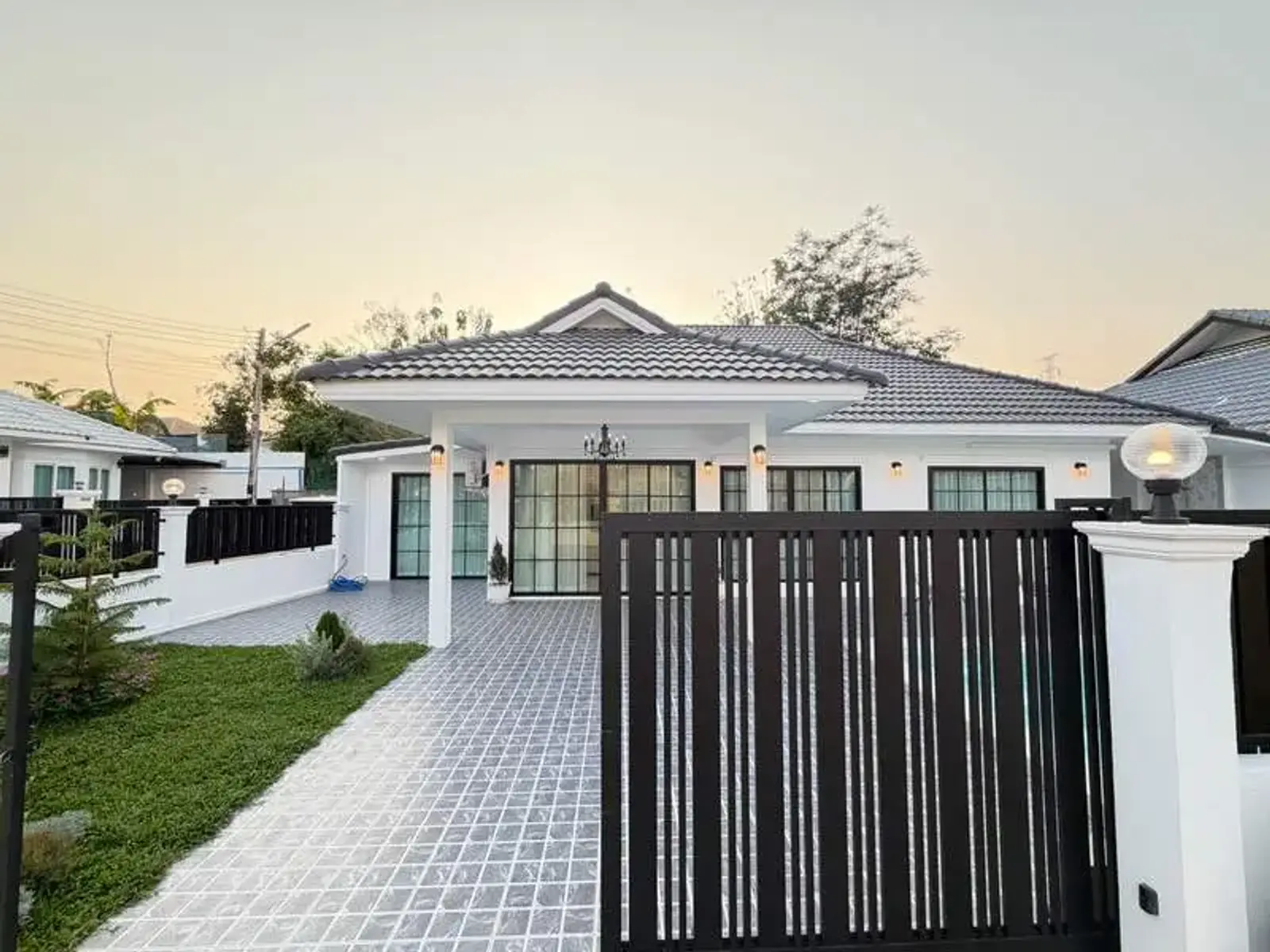 Villa avec piscine 3 chambres à vendre — East Pattaya, Pattaya