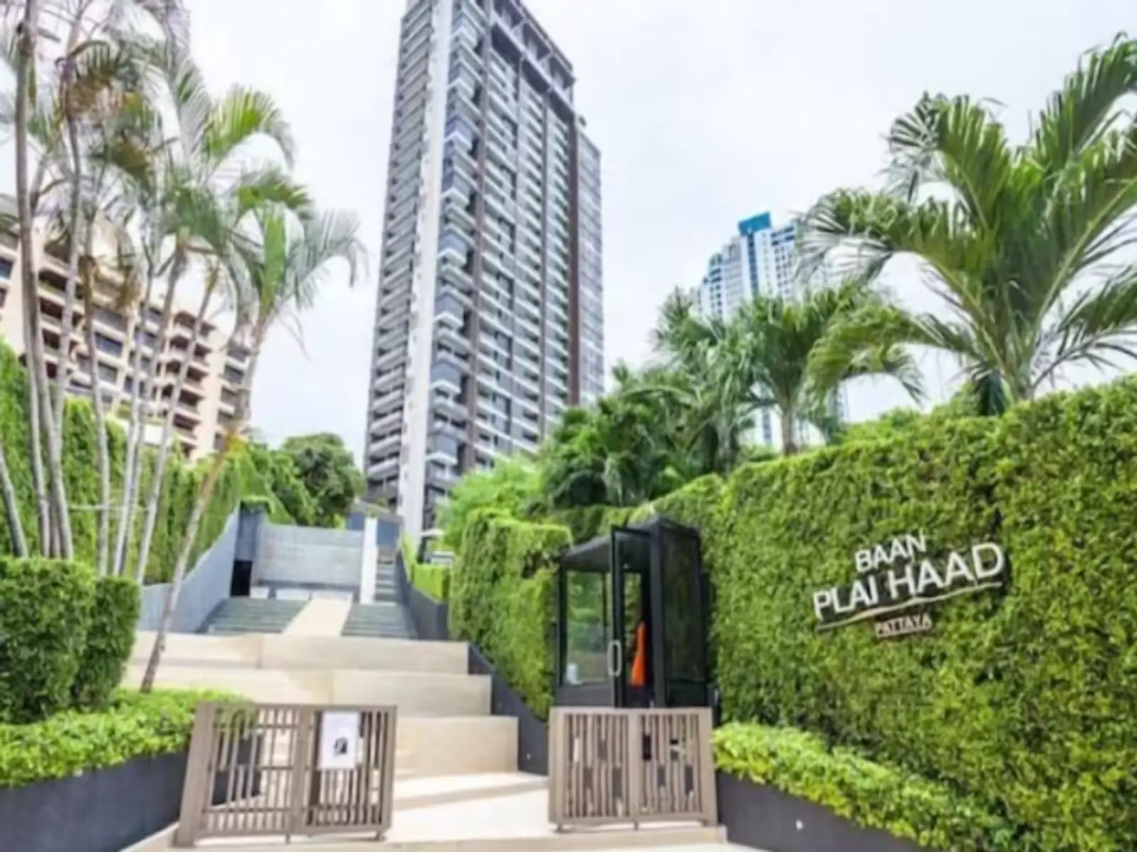 Condo 2 chambres front de mer à vendre — North Pattaya, Pattaya