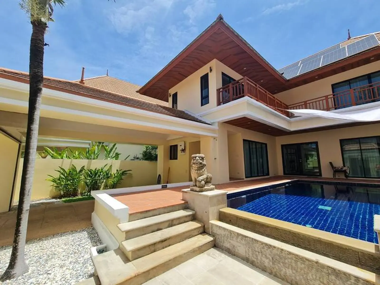 Maison 3 chambres plage à pied à vendre — Sattahip, Pattaya