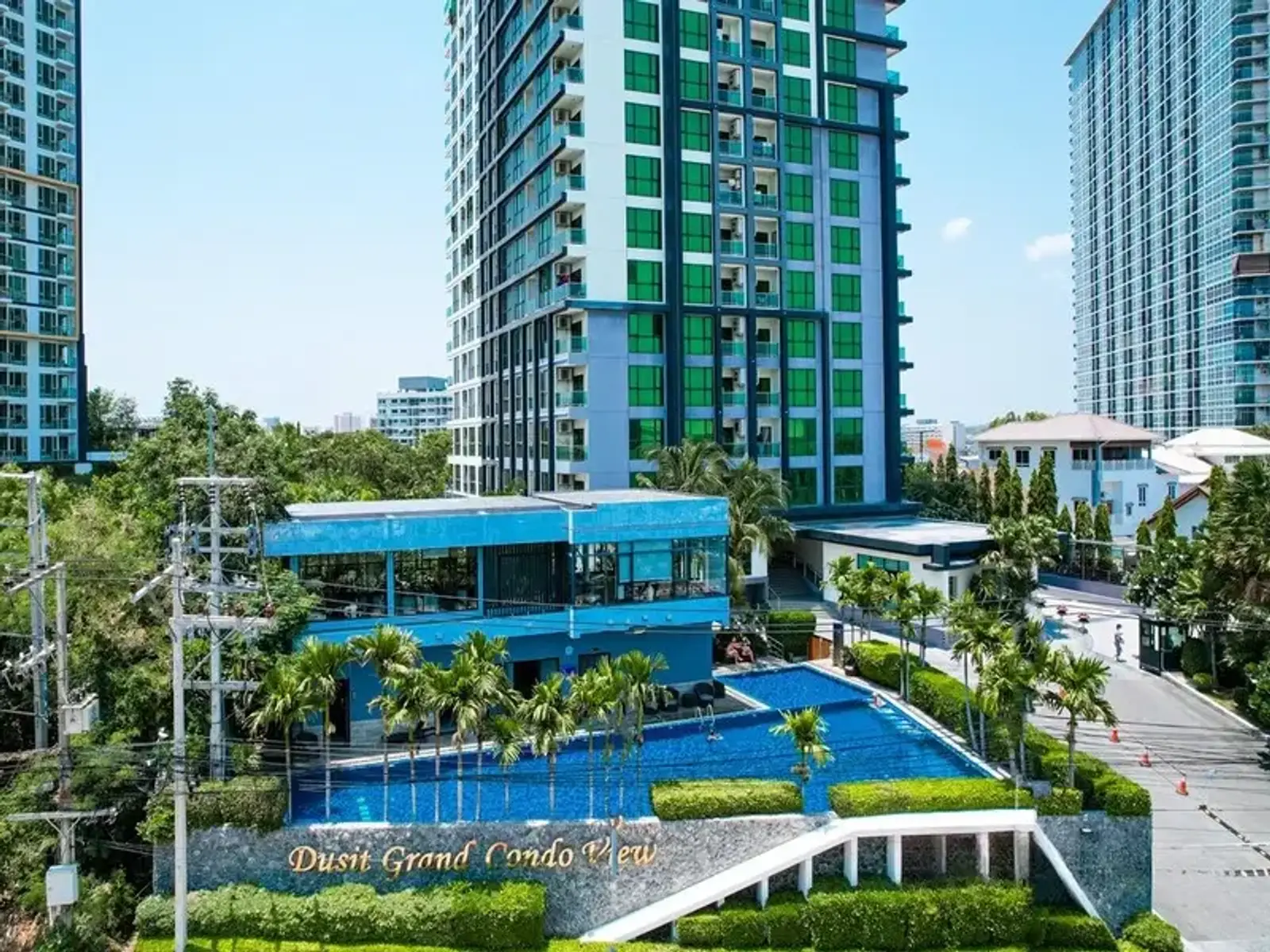 Condo 2 chambres plage à pied à vendre — Jomtien, Pattaya