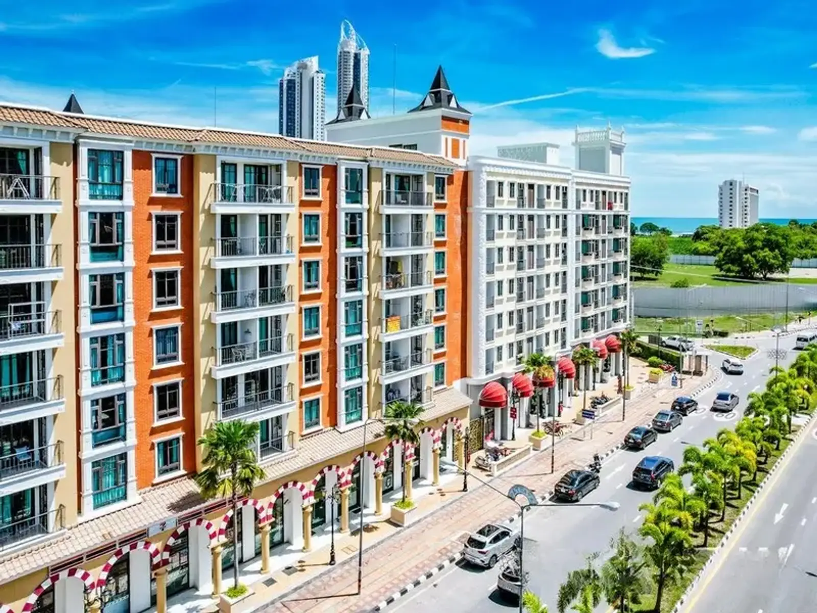 Condo 2 chambres plage à pied à vendre — Jomtien, Pattaya