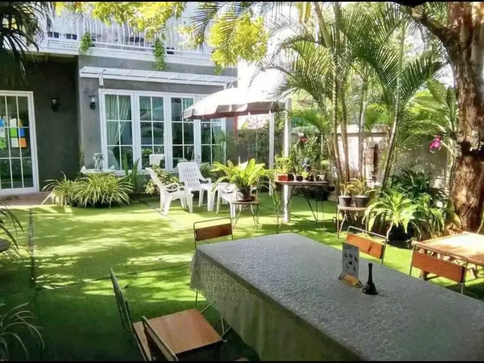 Commerce à reprendre 3 chambres à vendre — Na Jomtien Beach, Pattaya