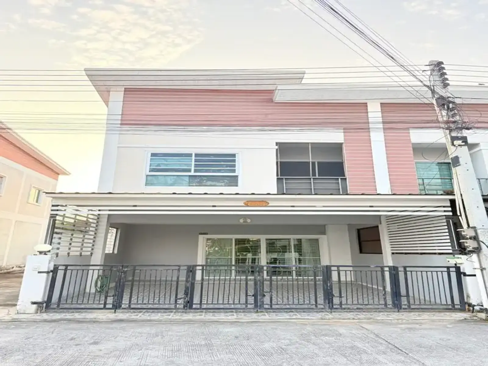Townhouse 3 chambres à vendre — East Pattaya, Pattaya
