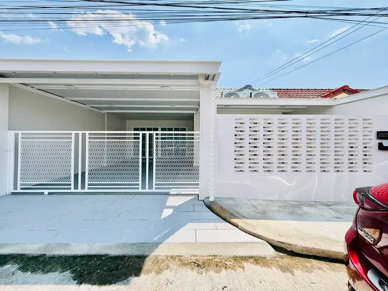 Villa avec piscine 2 chambres à vendre — East Pattaya, Pattaya