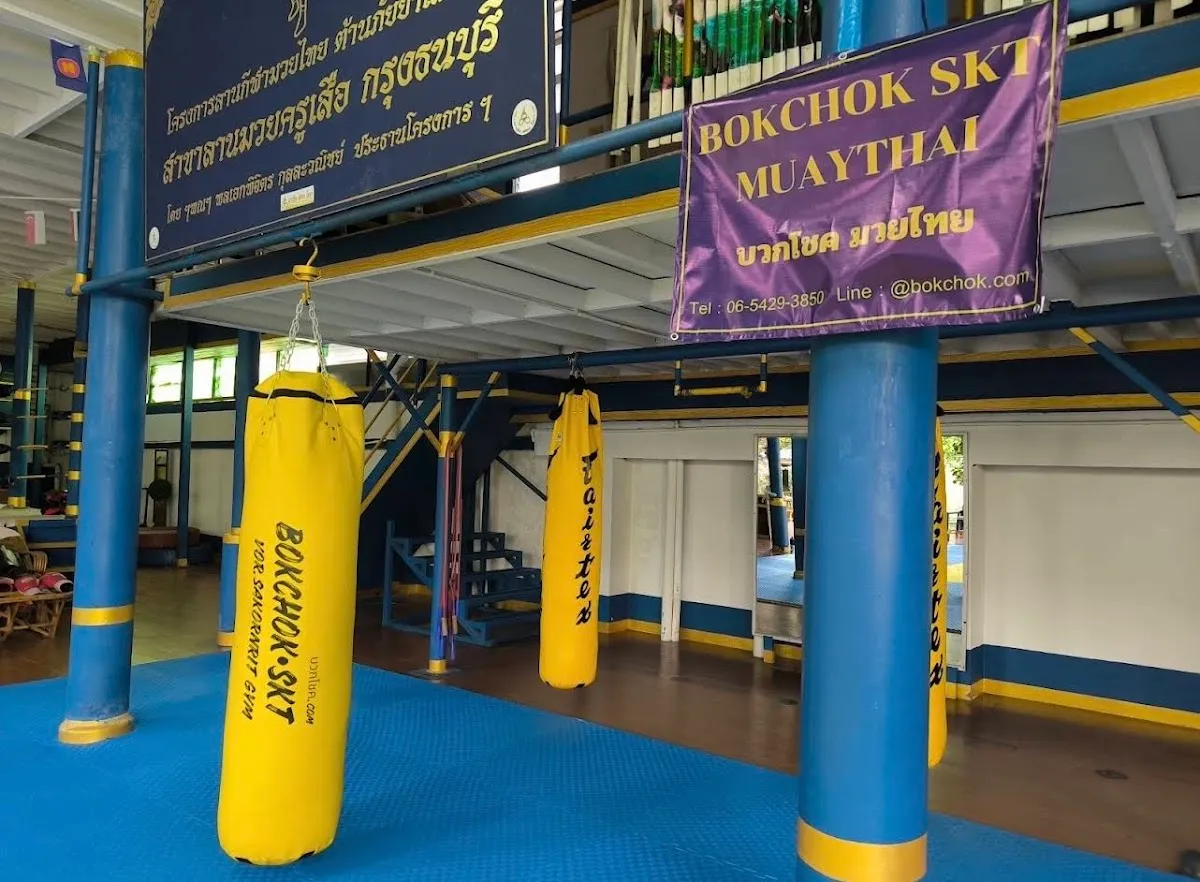 BOKCHOK x VOR.SAKORNRIT MUAYTHAI GYM