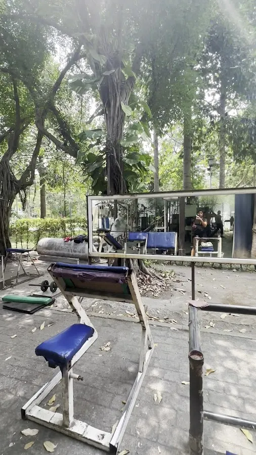 Public Gym
