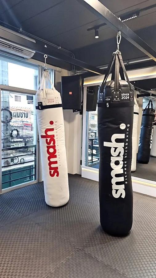 SMASH FITNESS KICKBOXING