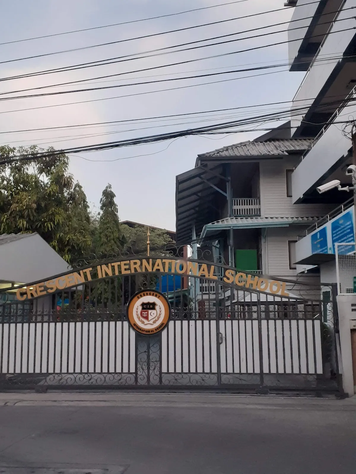Crescent International School 2