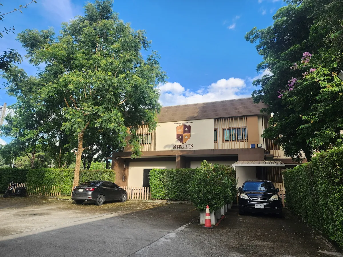 Meritton British International School 3
