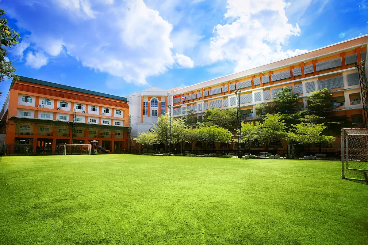 Niva American International School