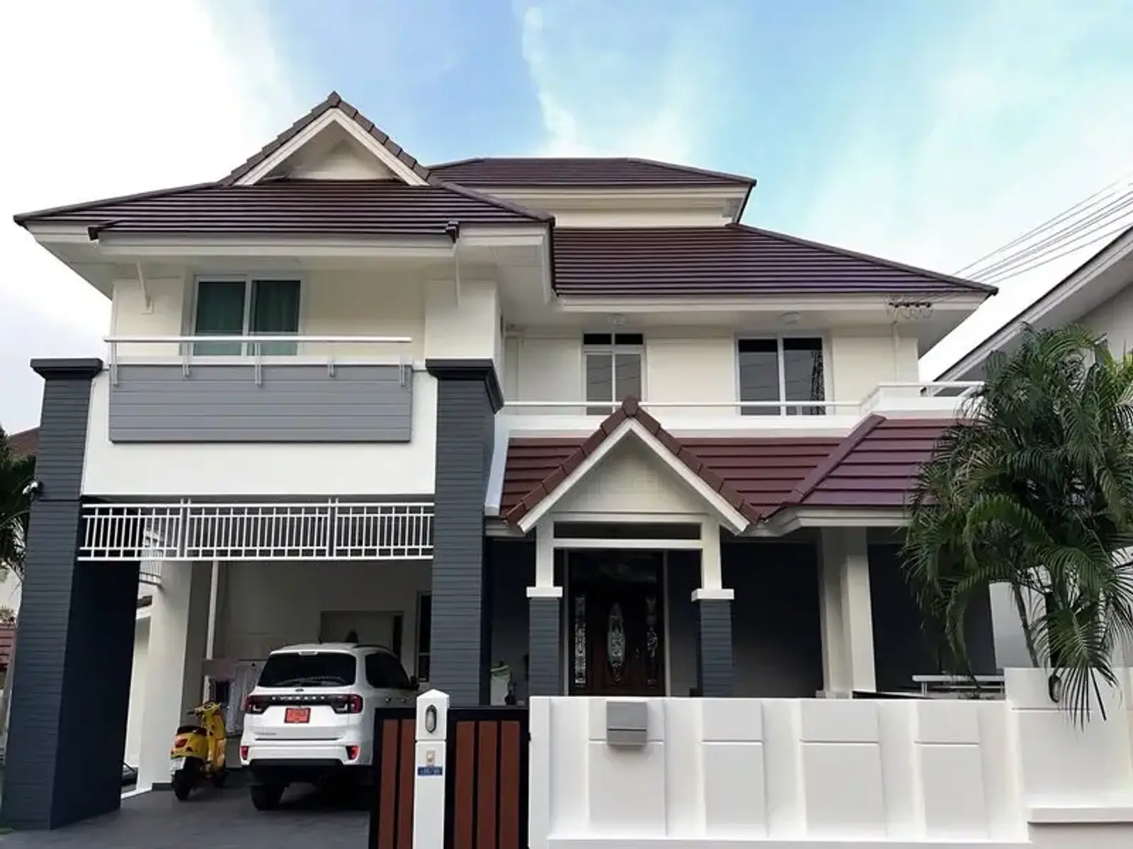 Villa avec piscine 5 chambres à vendre — East Pattaya, Pattaya
