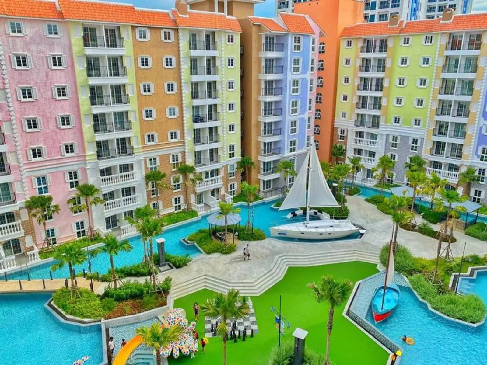 Condo 1 chambre plage à pied à vendre — Na Jomtien Beach, Pattaya