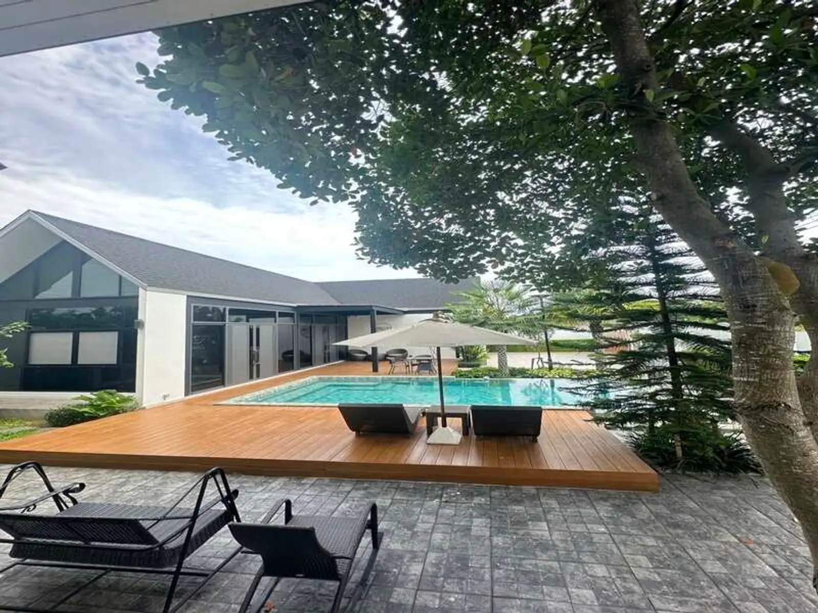 Villa avec piscine 6 chambres à louer — Huai Yai, Pattaya