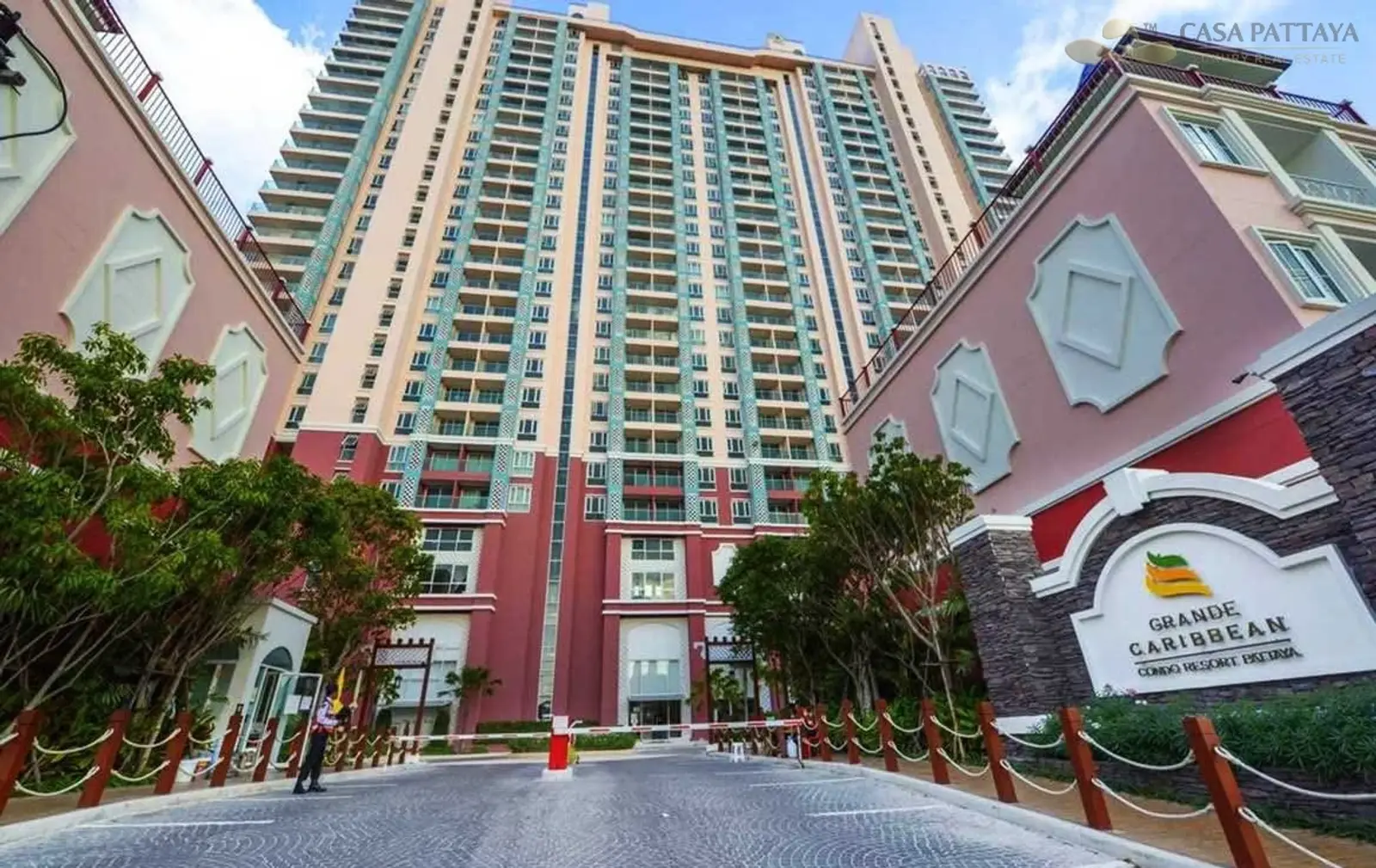 Condo 1 chambre à vendre — Pratamnak, Pattaya