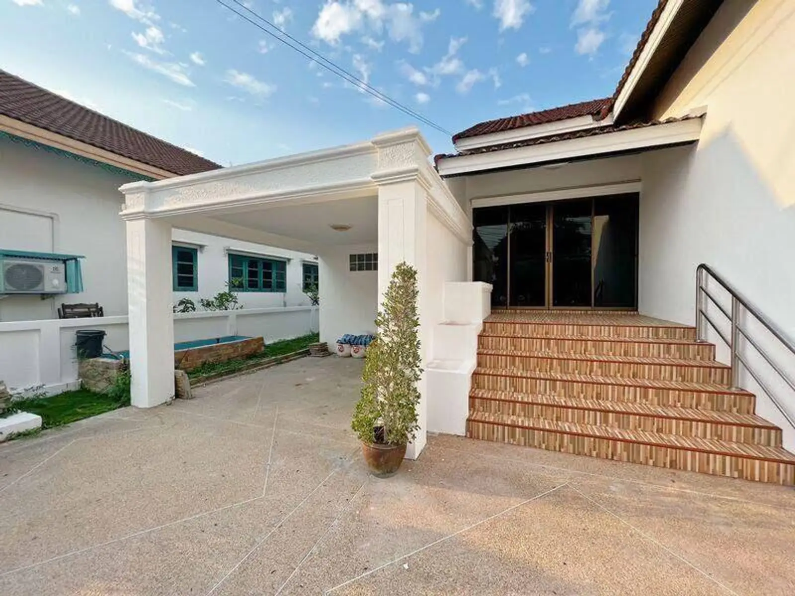 Villa avec piscine 3 chambres à vendre — East Pattaya, Pattaya
