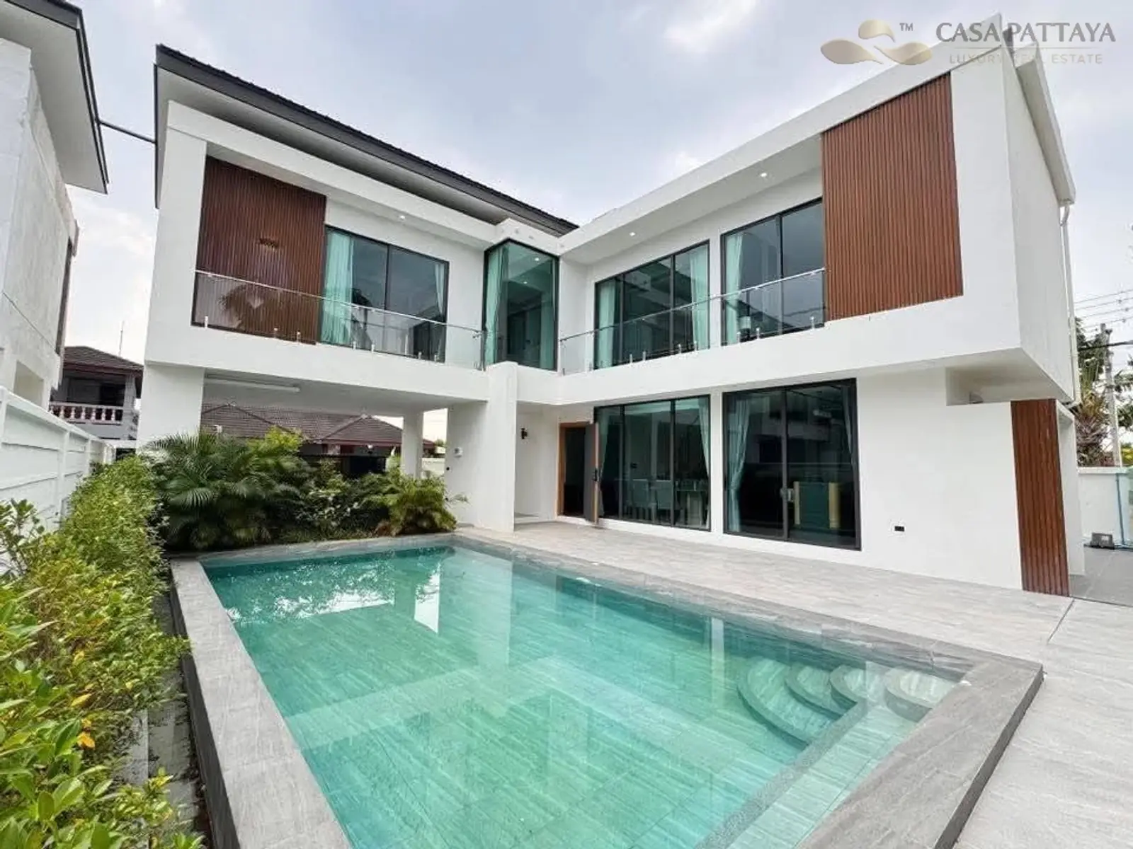 Villa avec piscine 3 chambres à vendre — East Pattaya, Pattaya