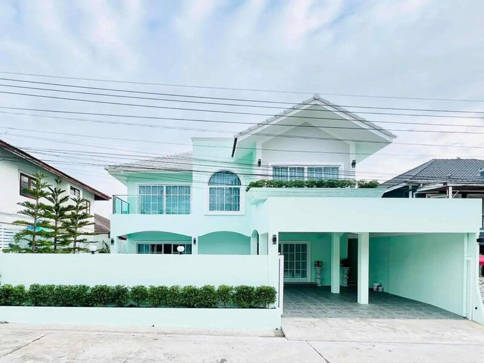 Villa avec piscine 5 chambres à vendre — East Pattaya, Pattaya