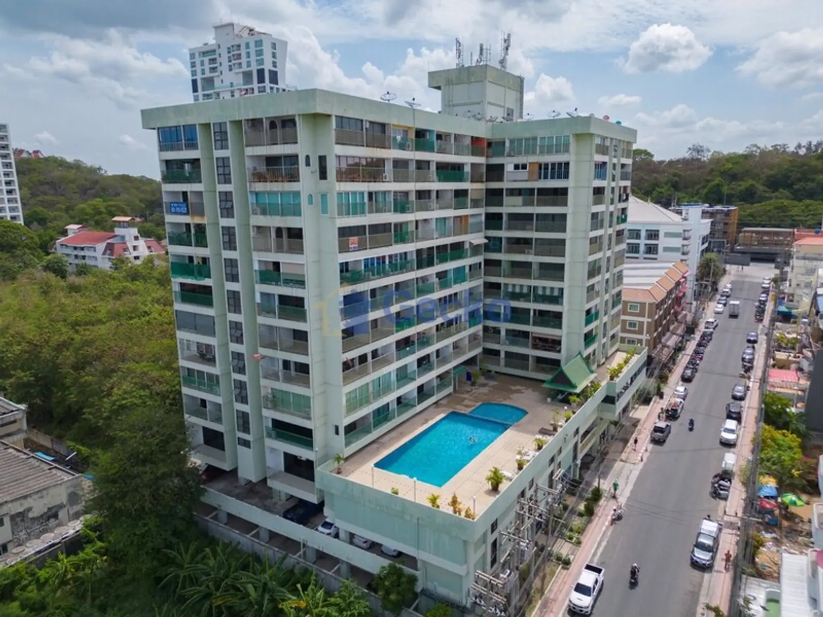 Condo plage à pied à vendre — Pratamnak, Pattaya