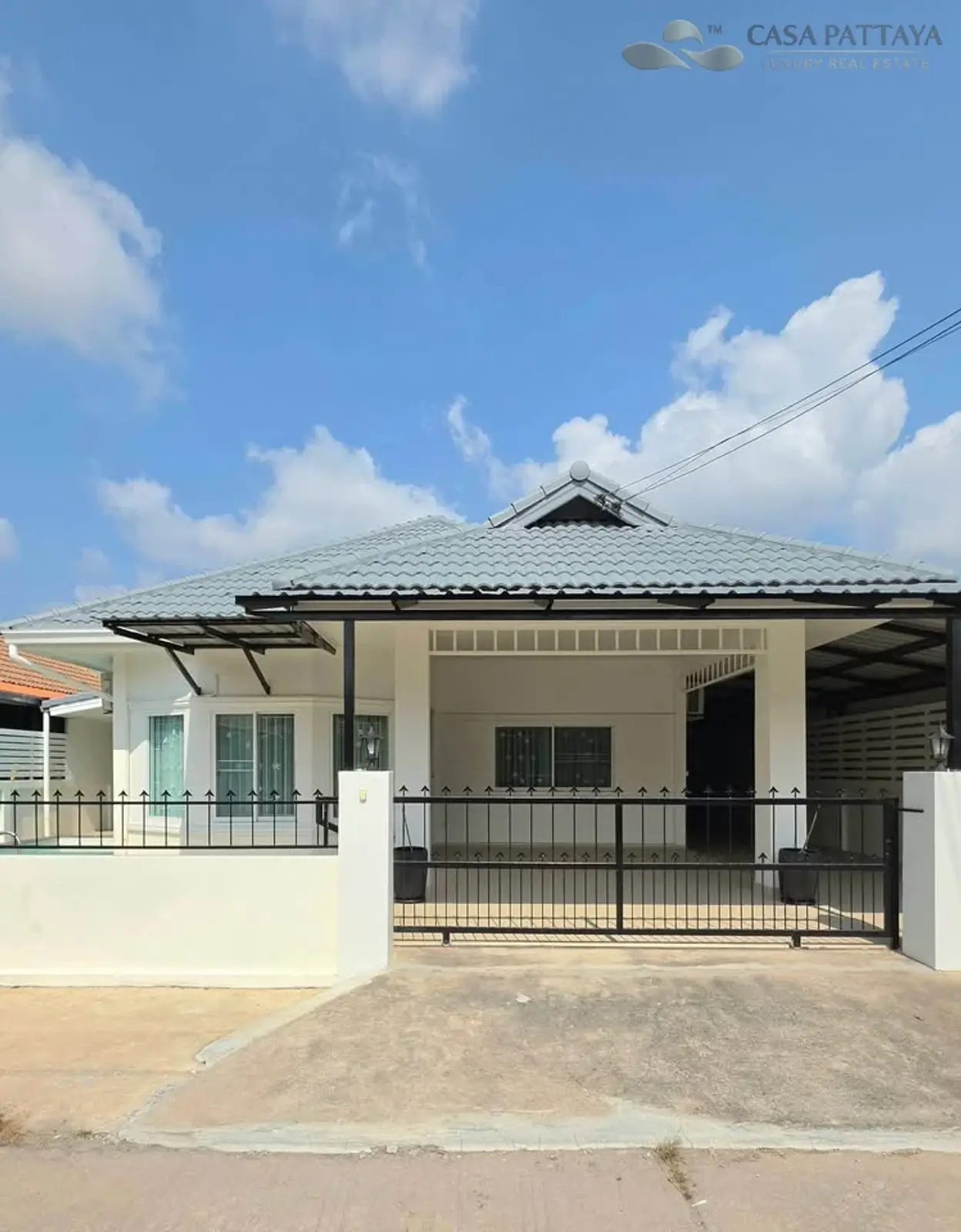 Villa avec piscine 3 chambres à vendre — East Pattaya, Pattaya