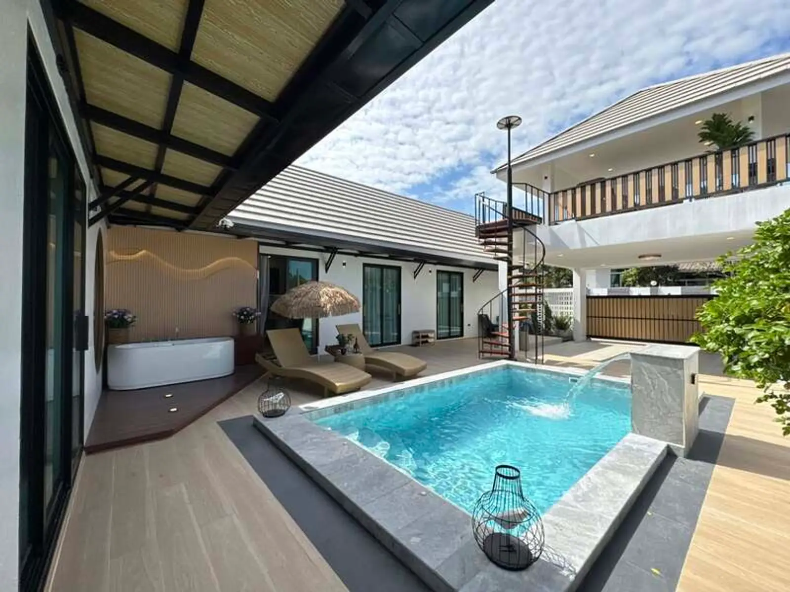 Villa avec piscine 3 chambres à vendre — Huai Yai, Pattaya