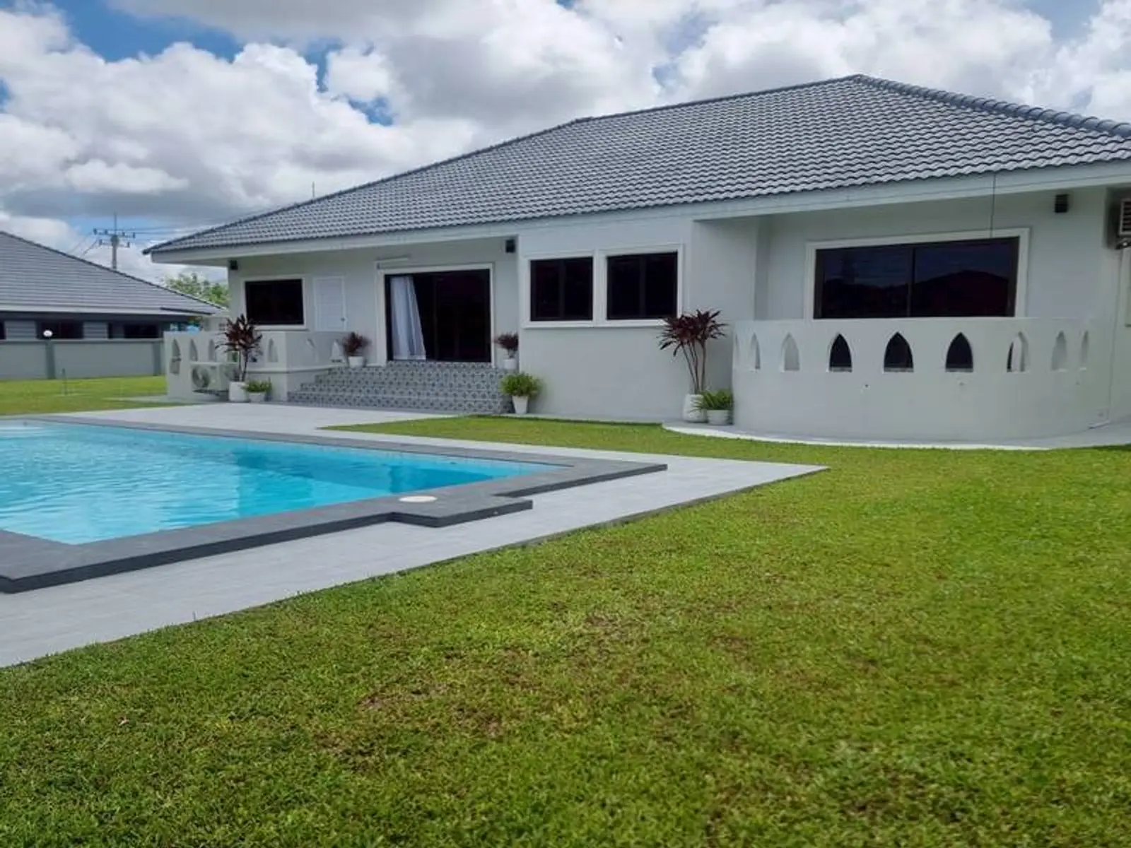 Villa avec piscine 3 chambres à vendre — Sattahip, Pattaya