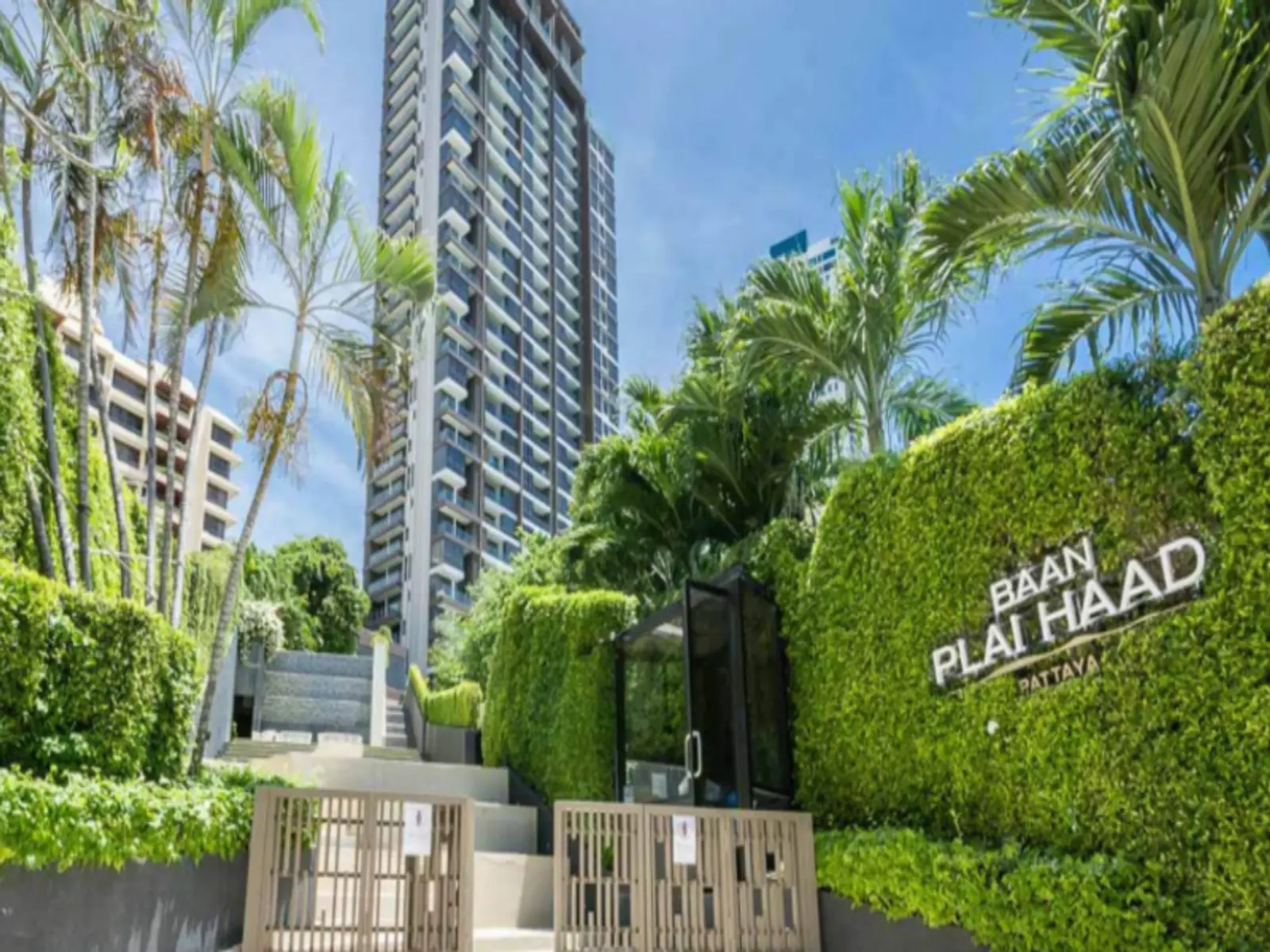Condo 2 chambres front de mer à vendre — North Pattaya, Pattaya