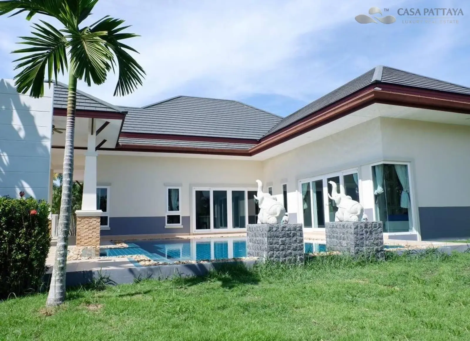 Villa avec piscine 3 chambres à vendre — Na Jomtien Beach, Pattaya