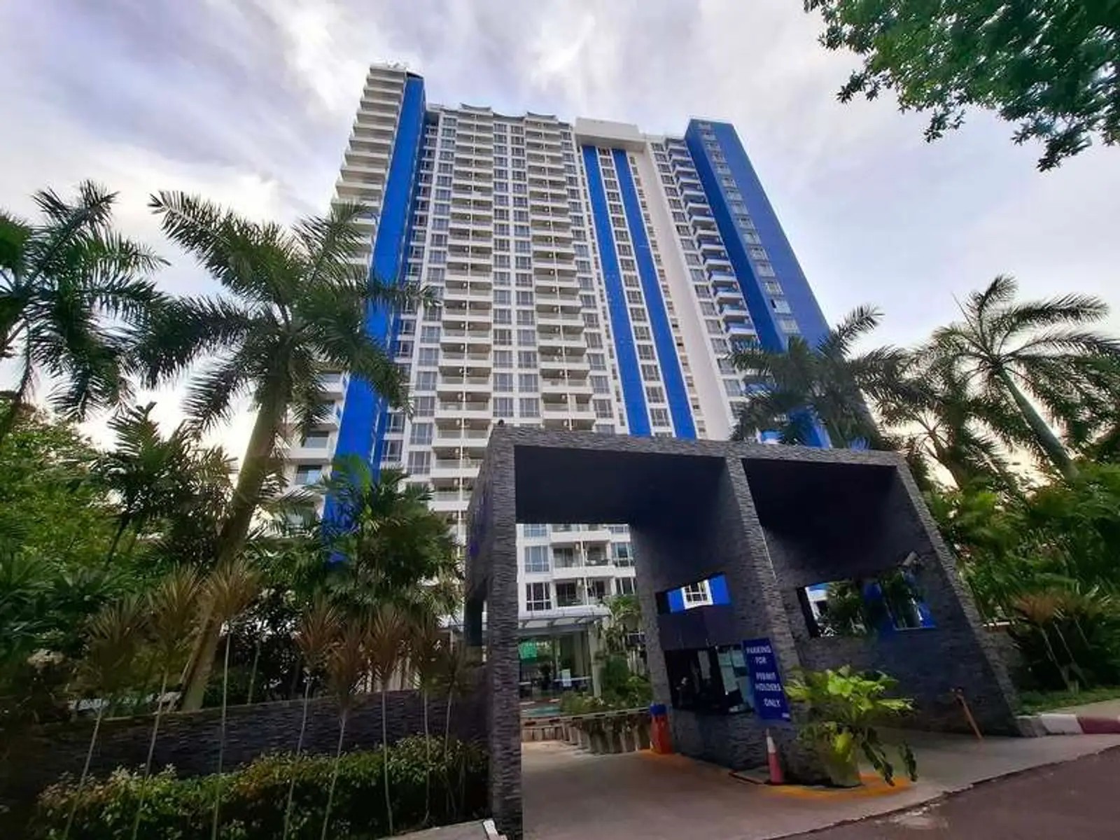 Condo 1 chambre à vendre ou à louer — Pratamnak, Pattaya