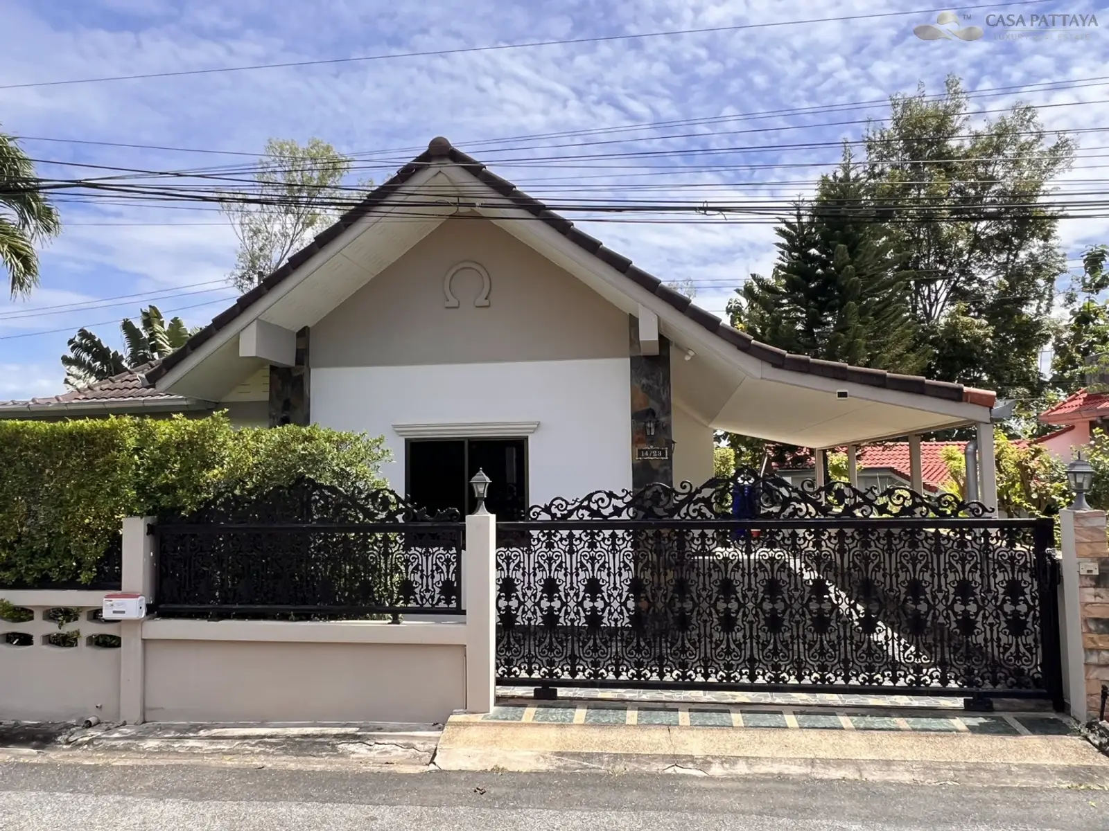 Villa avec piscine 3 chambres à vendre — East Pattaya, Pattaya