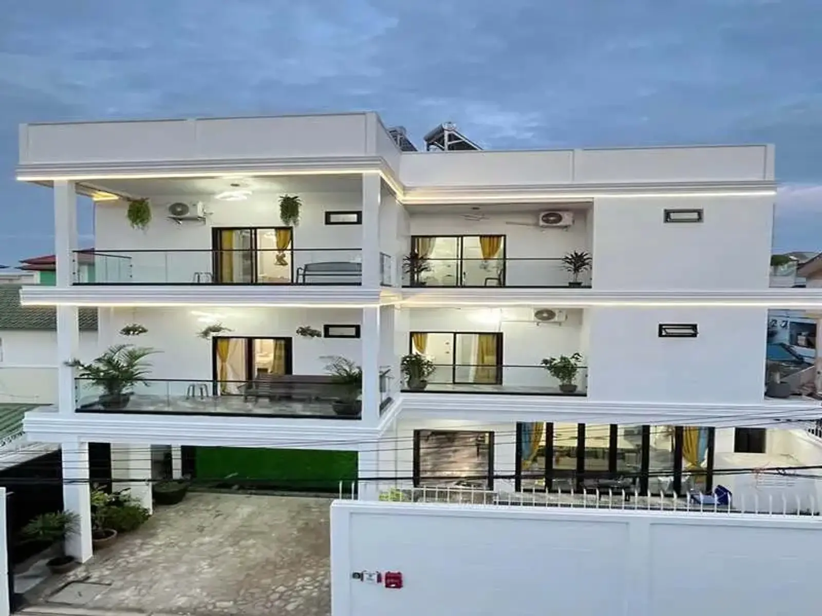 Villa avec piscine 9 chambres à vendre — South Pattaya, Pattaya