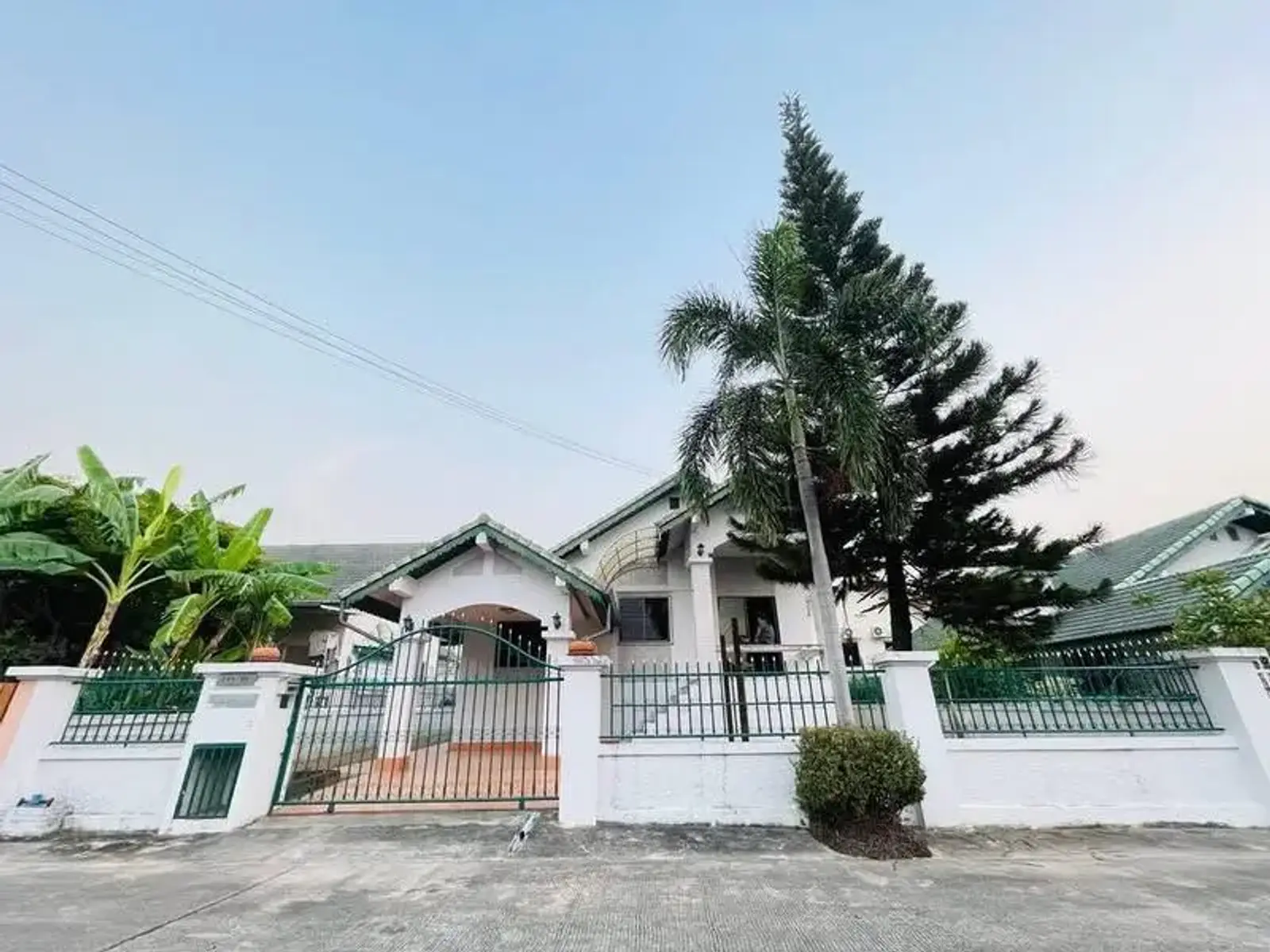 Villa avec piscine 2 chambres à vendre — East Pattaya, Pattaya