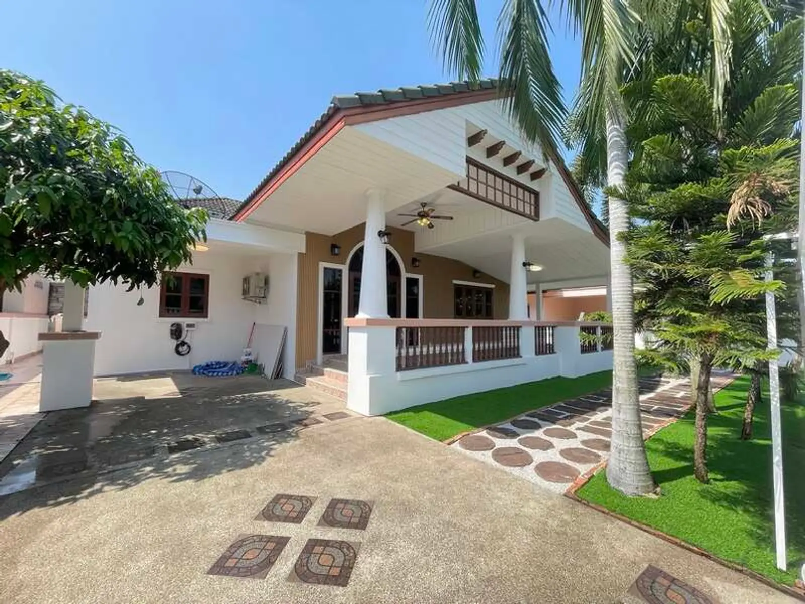 Villa avec piscine 3 chambres à vendre — Na Jomtien Beach, Pattaya