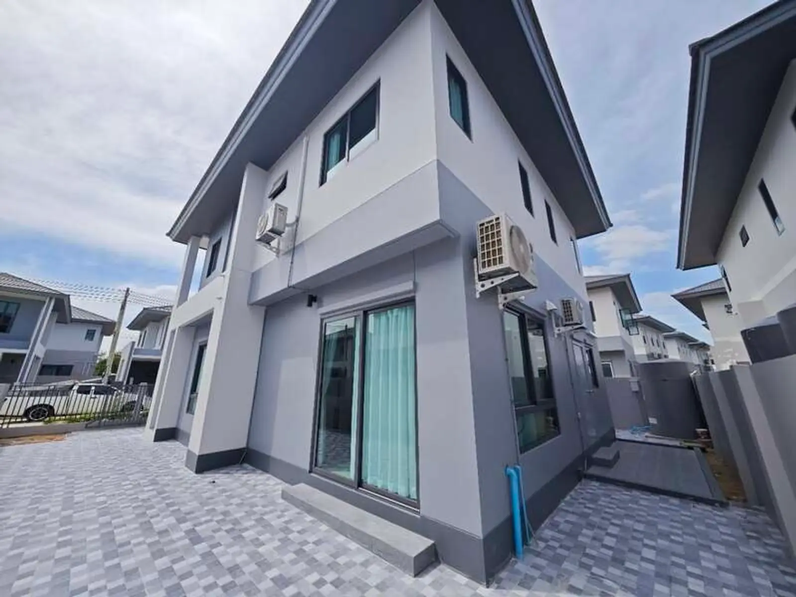 Villa avec piscine 4 chambres à vendre — East Pattaya, Pattaya