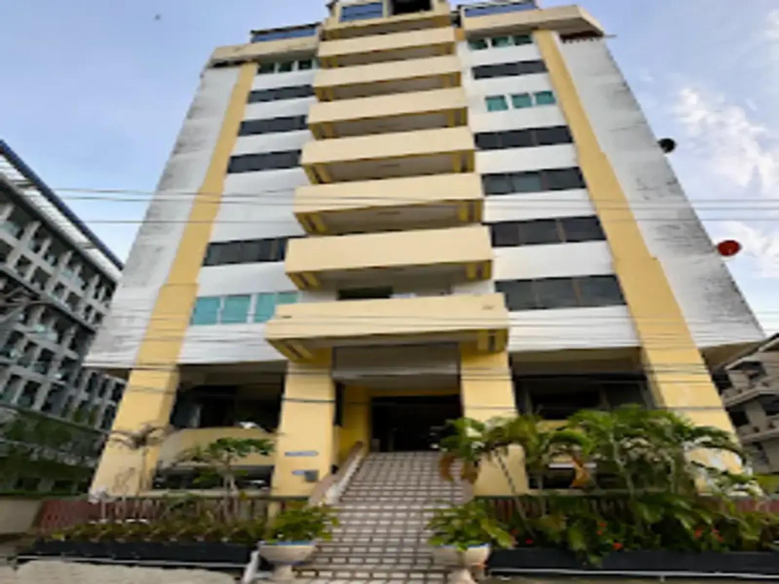 Condo 1 chambre plage à pied à vendre — Pratamnak, Pattaya