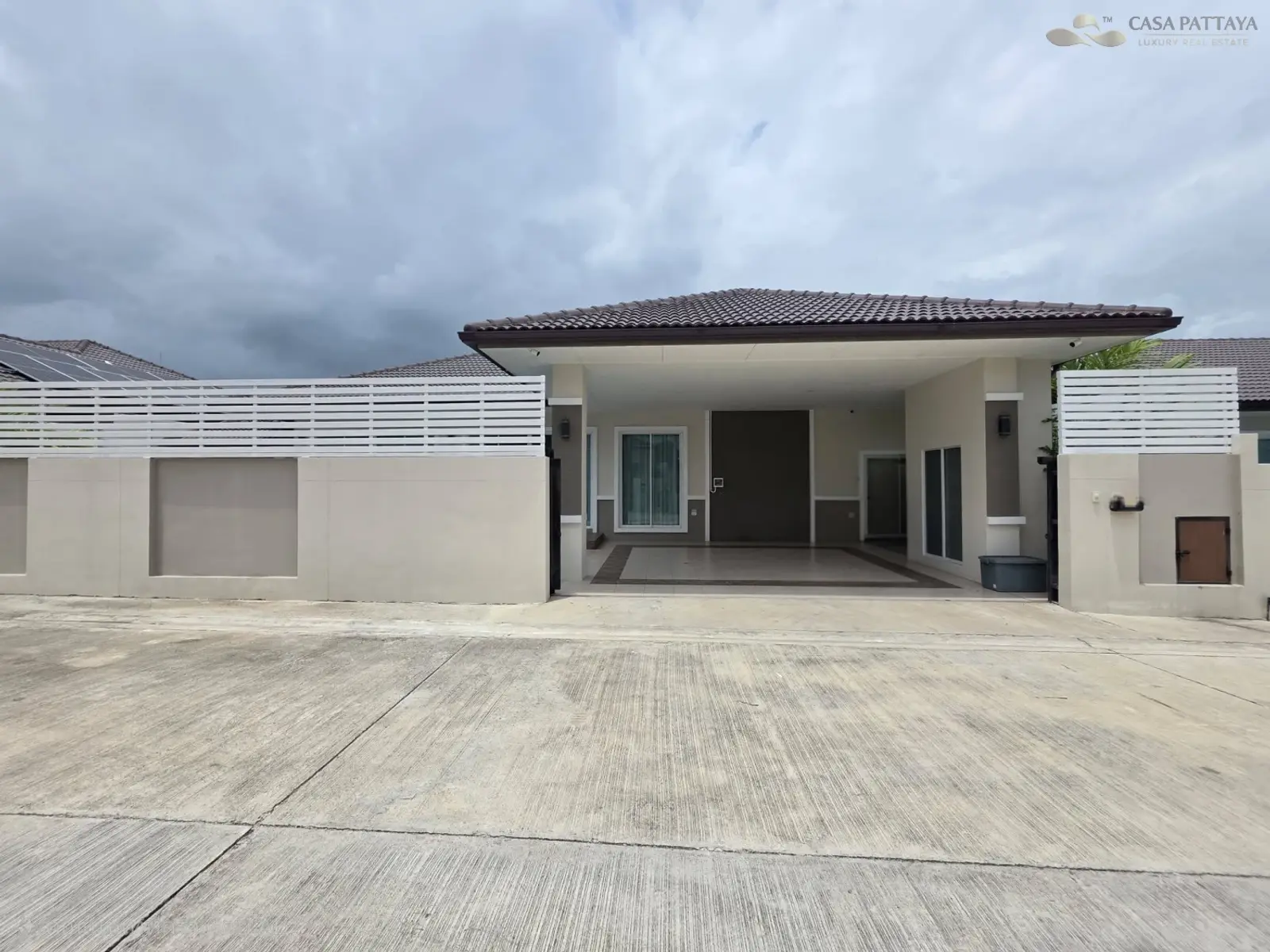 Villa avec piscine 3 chambres à vendre — Huai Yai, Pattaya